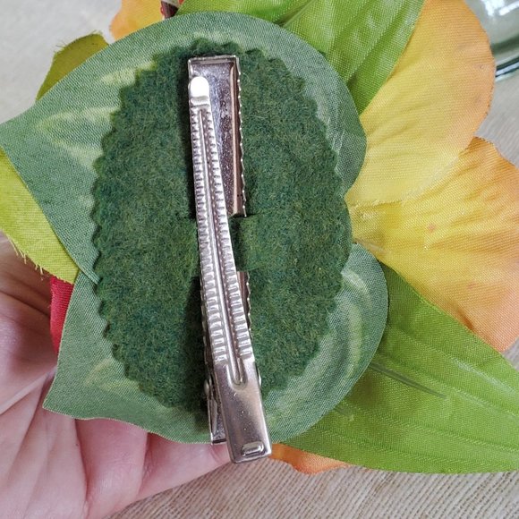 Homemade TIKI OASIS Hawaiian Luau Yellow and Green Darth Vader Flower Hair Clip - Picture 5 of 7